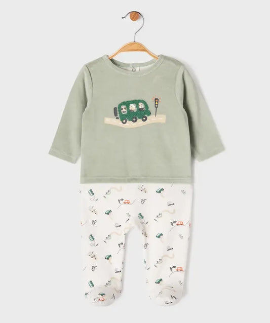 pyjama blanc et vert en velours à motifs voitures. GÉMO.  Filou et Loulou. Dakar-Sénégal 